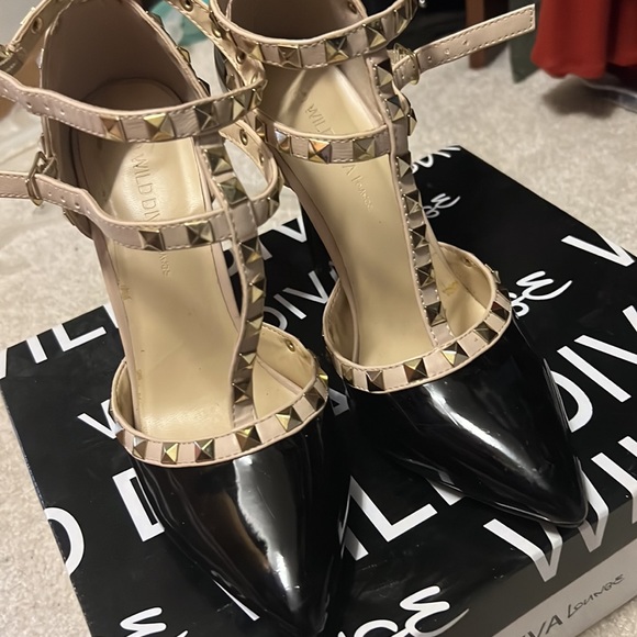 Worn once wild diva heels. - Picture 2 of 4